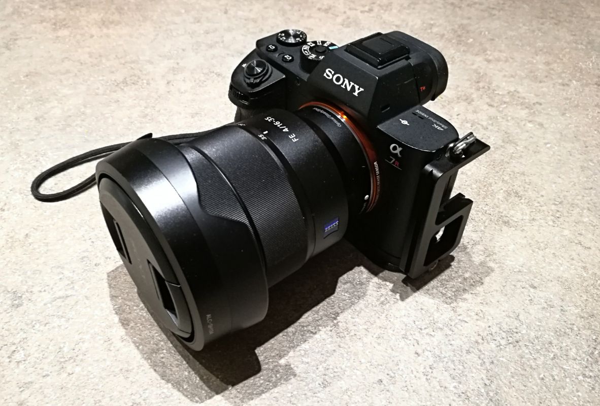 Sony A7R mkII camera with L plate holder