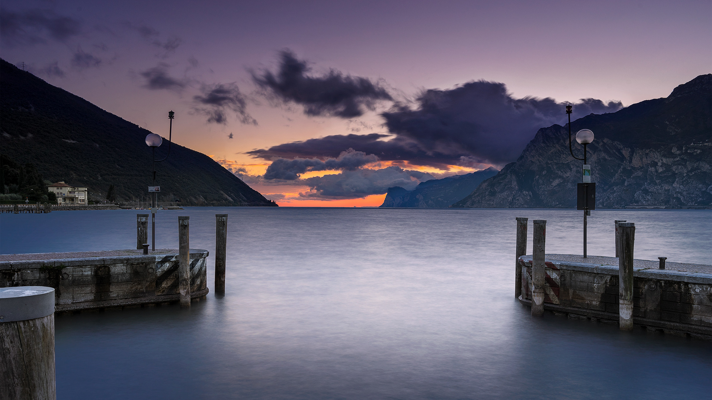 Seascape garda lake